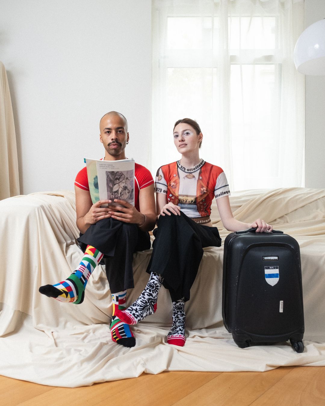 Rainbow Socks - Couple Socks Box - Damen Herren Novelty Socken für Paare - Set mit 2 Paar Socken für Paare in zwei Größen - Geschenk zum Valentinstag - 2 Paar - Größen 2x 41-46 Rainbow Socks - Couple Socks Box - Damen Herren Novelty Socken für Paare - Set mit 2 Paar Socken für Paare in zwei Größen - Geschenk zum Valentinstag - 2 Paar - Größen 2x 41-46